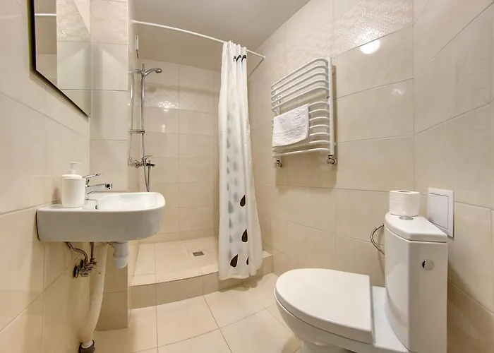 Dolyna Gir Otel *